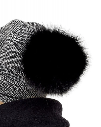 Pompom for the hat of natural black fox fur