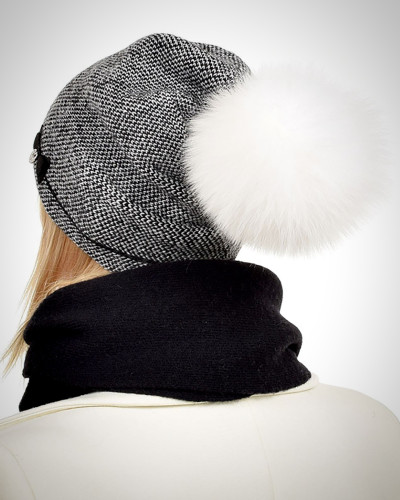 Wool Hat Beanie with White Fox Fur Pom Pom VINCA