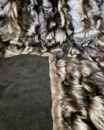 Fur Carpet Fur Coverlet Blanket of Silver Fox Fur