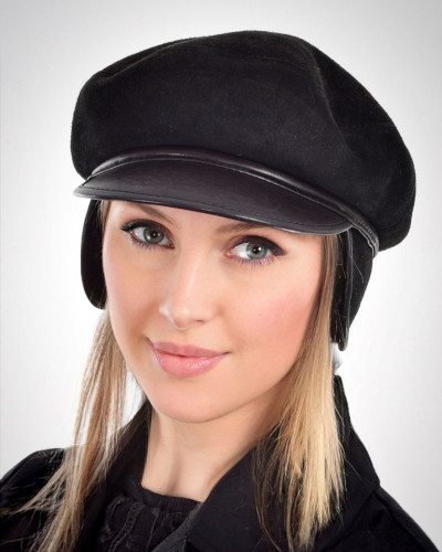 Women's black sheepskin cap