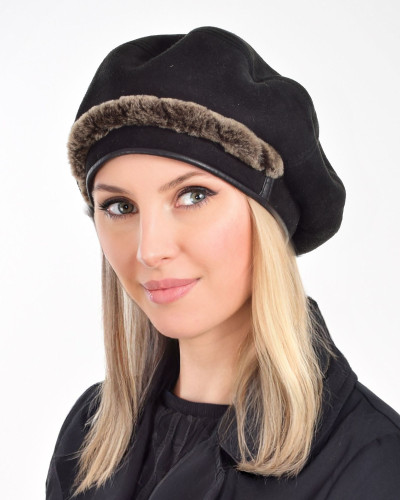 Women's beret made from high-quality lamb leather