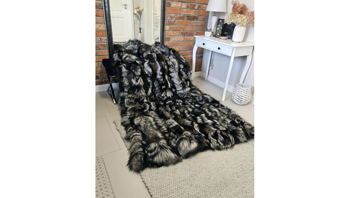 Fur blankets - elegance and warmth for your interior